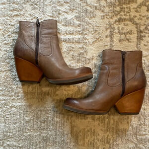 Kork Ease Brown/Camel Color Leather Side Zip Bootie Size 6.5